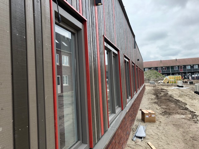 Spuiten, brandvertragend, hout, coating, houtspuiterij, prefab, houtcoating, houtspuiter, Houtplus, Vroomshoop, brandvertragend behandeld hout